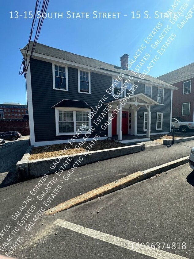 Primary Photo - Second floor studio with heat and hot wate...