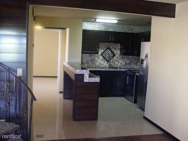 Foto del edificio - 2 br, 1 bath Condo - 30 East Brown Road 2047
