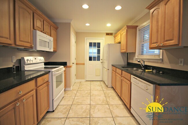 Foto del edificio - Gorgeous 3 Bedroom Home in Fort Walton Beach