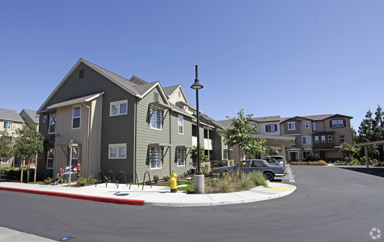 Building Photo - Wexford Way Apartments at Emerald Vista