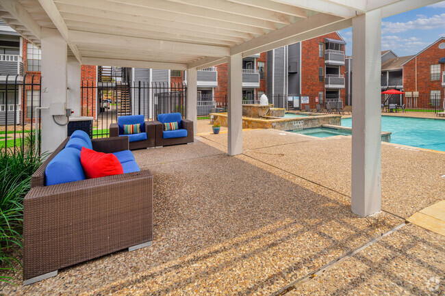 Pool Patio - Chandler's Mill