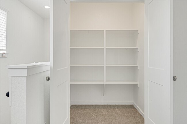 Foto del edificio - 3911 Windy Whisper Dr