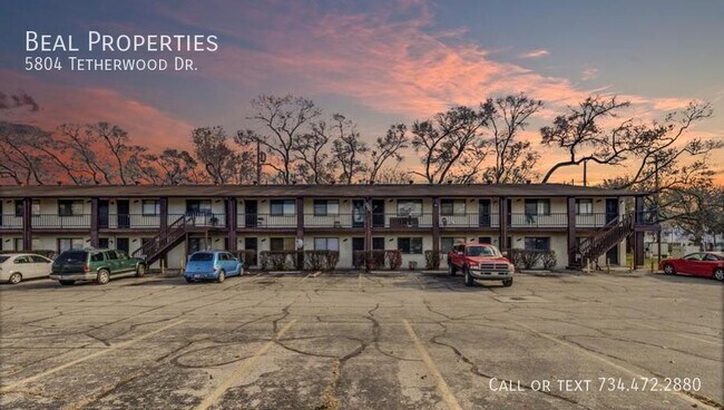 Foto del edificio - 5804 Tetherwood Dr