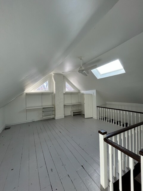 Foto del edificio - 4609 Clinton Ave