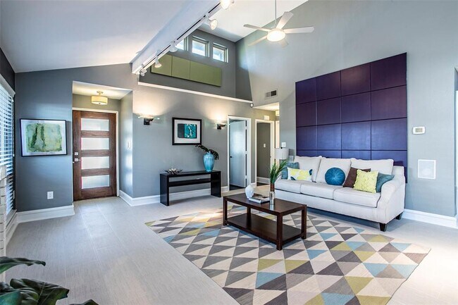 Foto del edificio - 542 Harvest Hill St