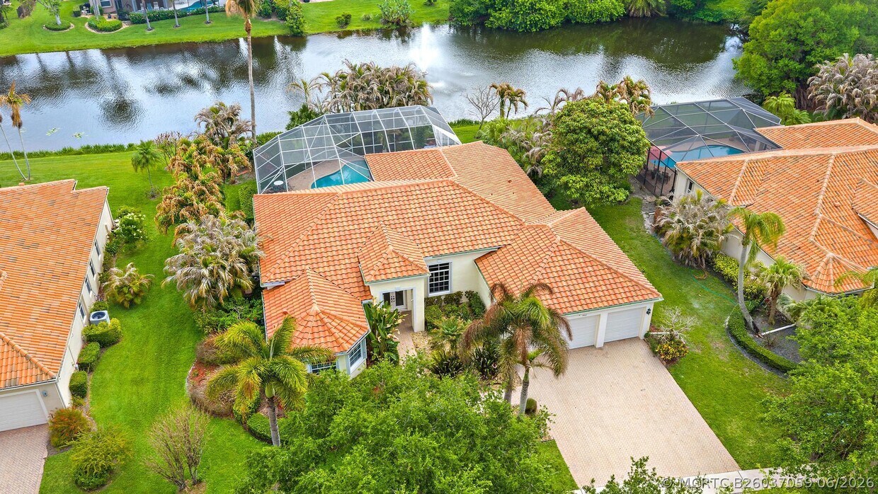 Building Photo - 9907 SE Osprey Pointe Dr