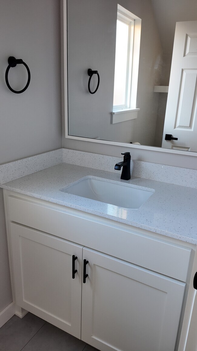 Foto del edificio - 4617 S East Ave