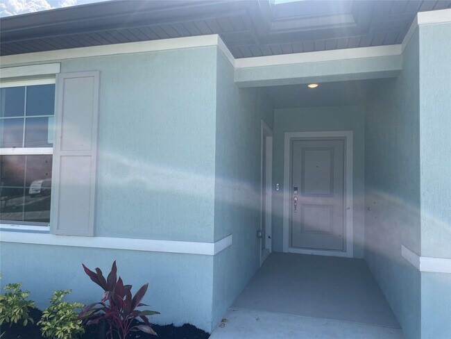 Foto del edificio - 4614 SW Athena Dr