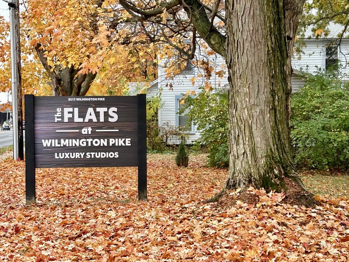 Primary Photo - The Flats at Wilmington Pike - Newly Renov...