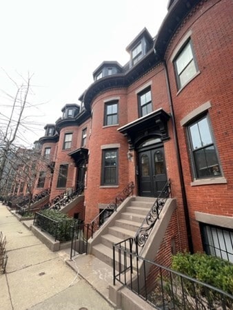 Building Photo - 91 E Brookline St