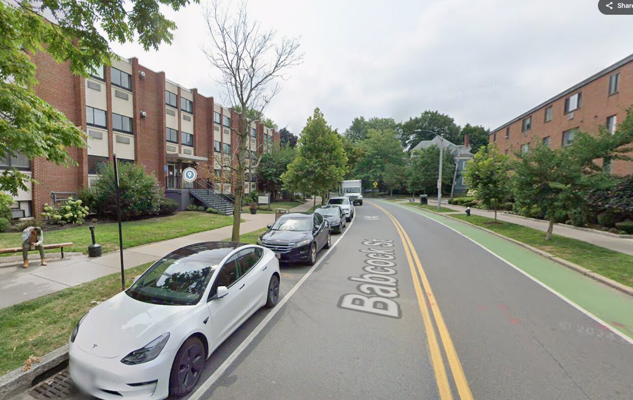 Foto principal - 230 Babcock St