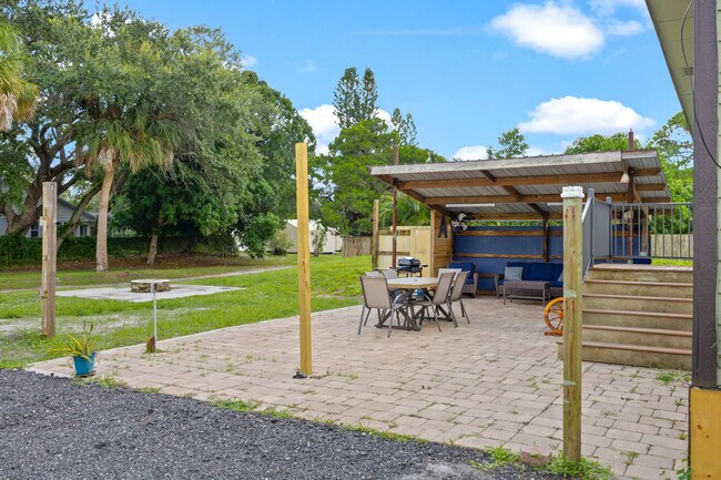 Foto del edificio - 3145 Aspinwall Ave