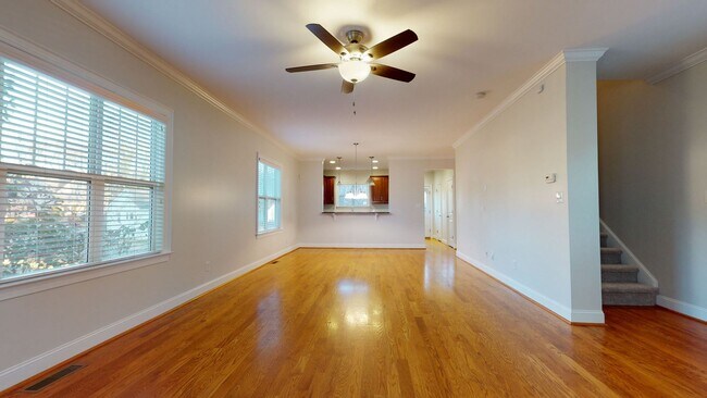 Foto del edificio - Spacious 4 BR/3.5 BA Craftsman in Wesley H...