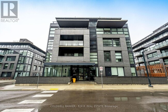 Building Photo - 1610 Charles St