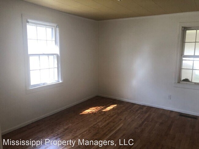 Foto del edificio - 2 br, 1 bath House - 1220 Houston St