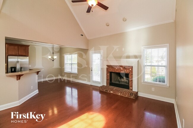 Foto del edificio - 54 Village Park Dr