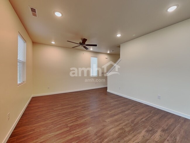 Building Photo - 9534 W Bowie Ct