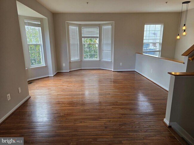 Building Photo - 4146 Cutty Sark Rd