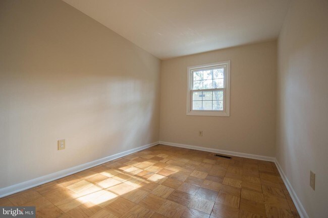 Foto del edificio - 424 Greenbrier Ct.