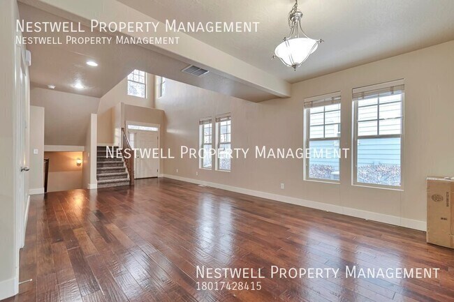 Building Photo - Stunning Daybreak Mansion Home