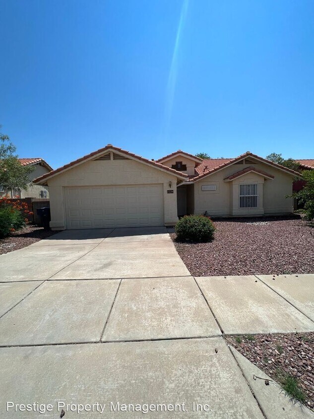 Foto principal - 3 br, 2 bath House - 2534 S. Perillo Drive