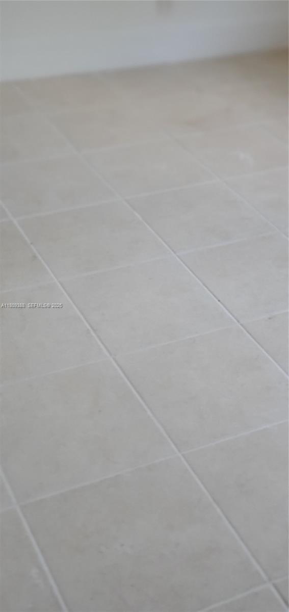 Foto del edificio - 2350 SW 18th Terrace