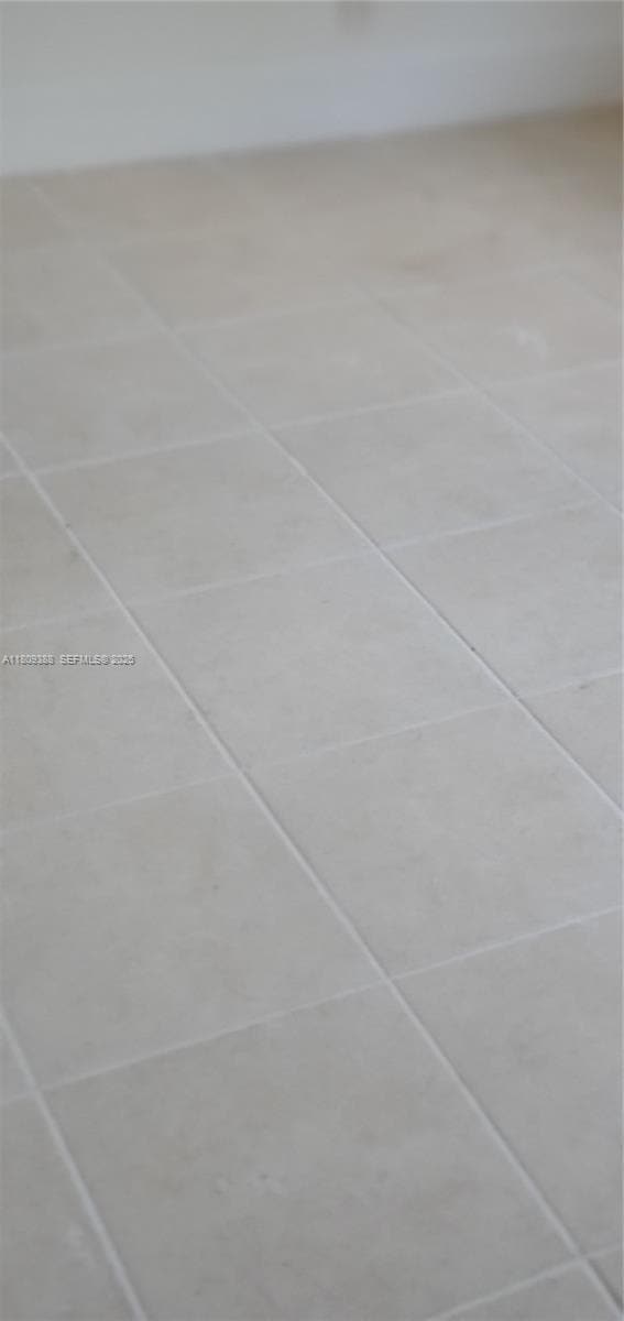 Building Photo - 2350 SW 18th Terrace