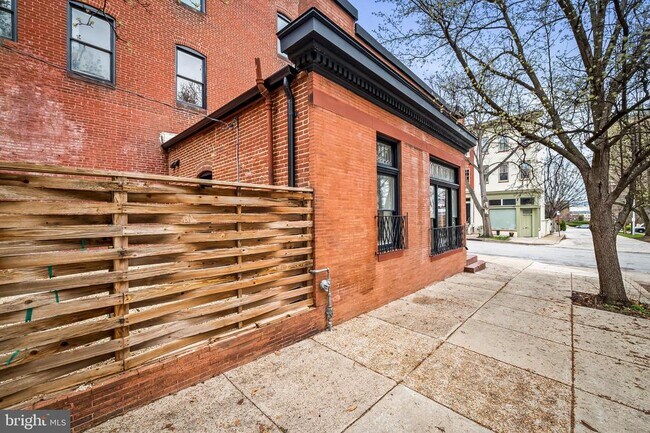 Foto del edificio - 1200 Bolton St