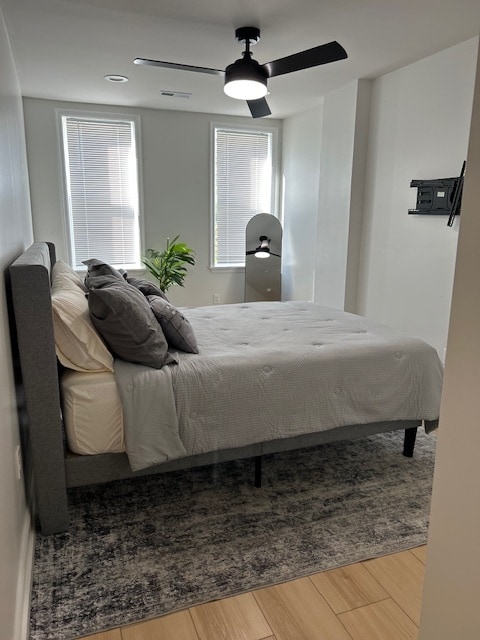 Building Photo - Carrollton St