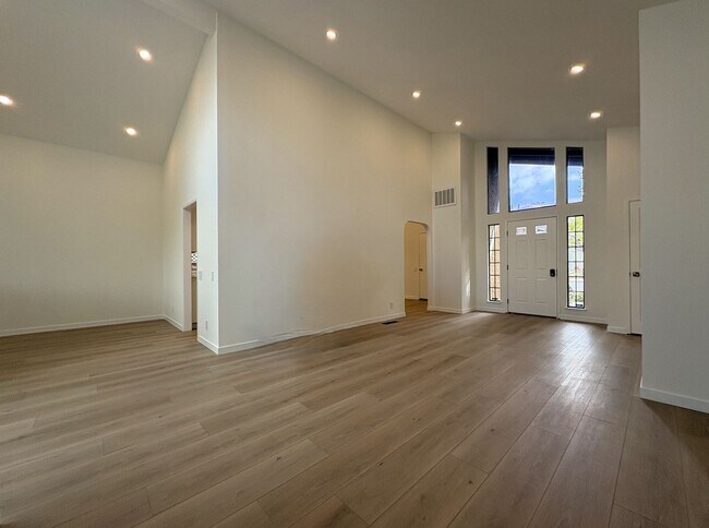 Foto del edificio - 3532 Rollingside Dr