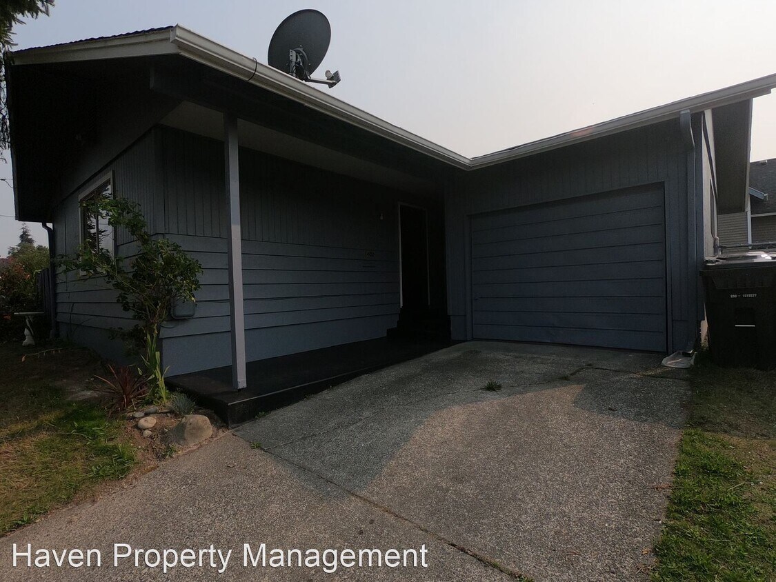 Foto principal - 3 br, 1 bath House - 1402 S 25th St