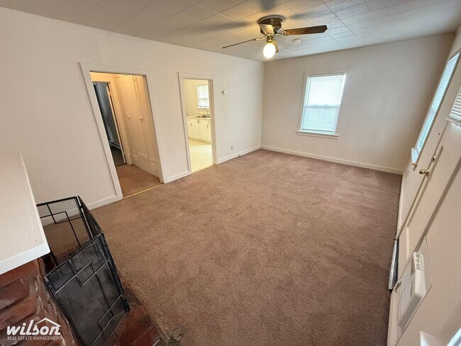 Foto del edificio - 2bd/1ba Duplex near Franklin Park !