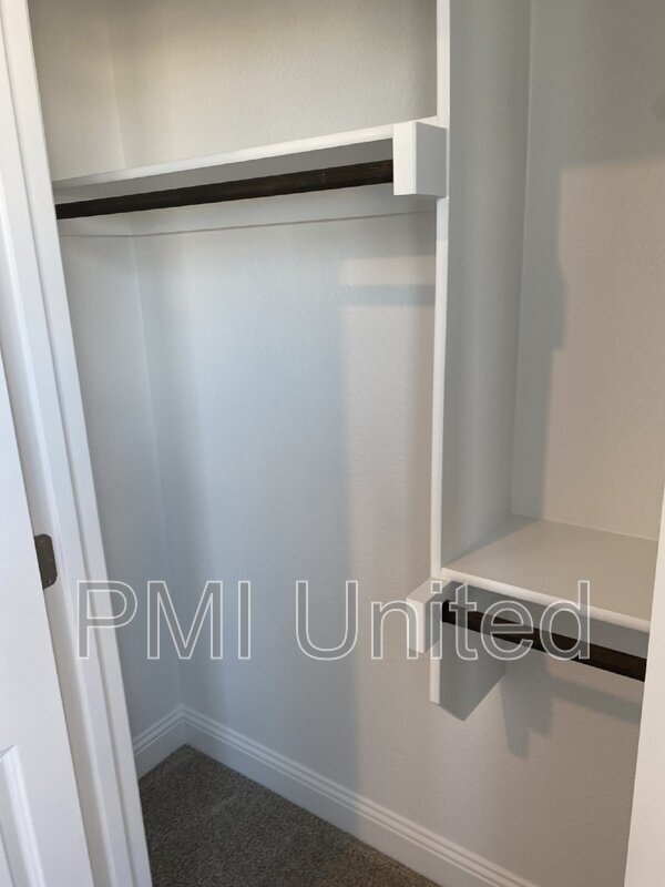 Building Photo - 11525 Nicholson Ln