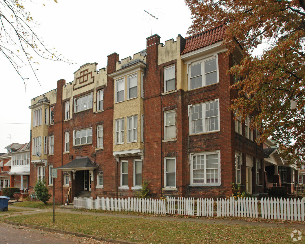 Primary Photo - 550 2nd St