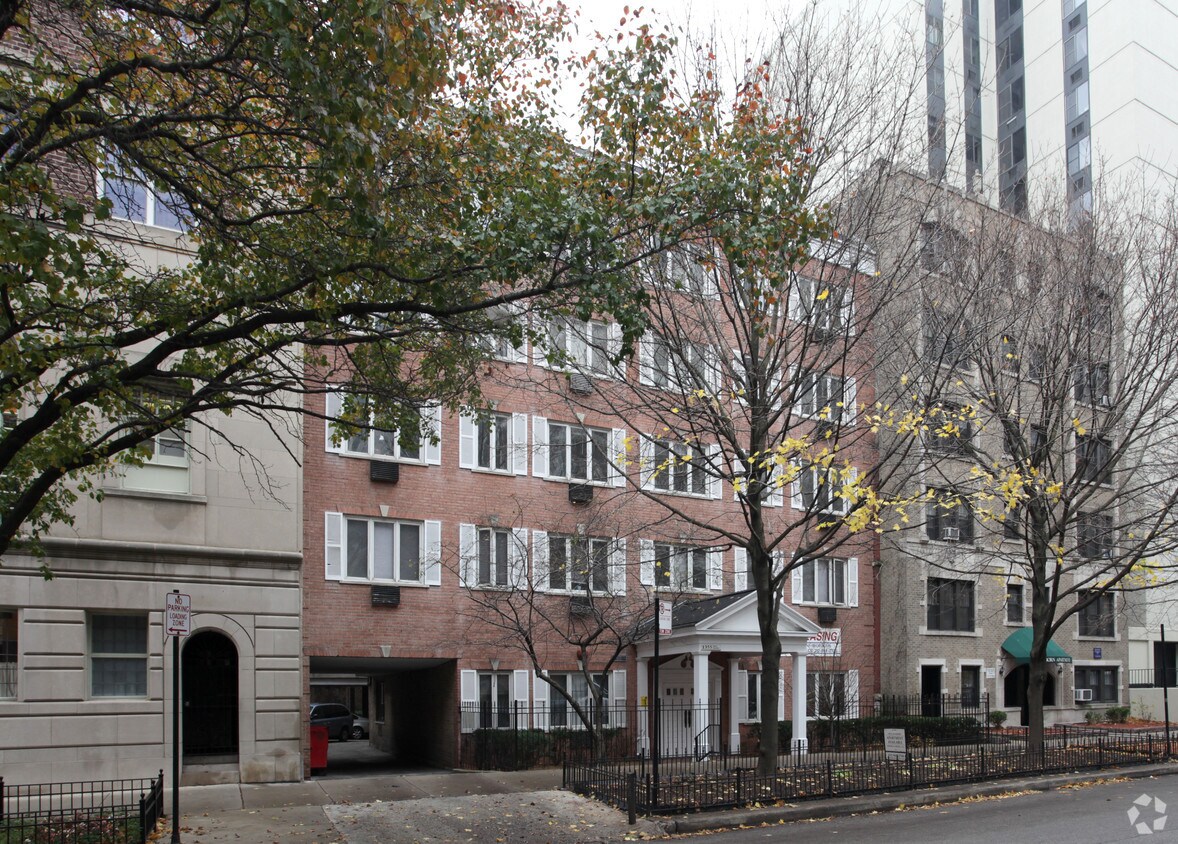 Primary Photo - 1355 N. Dearborn Street