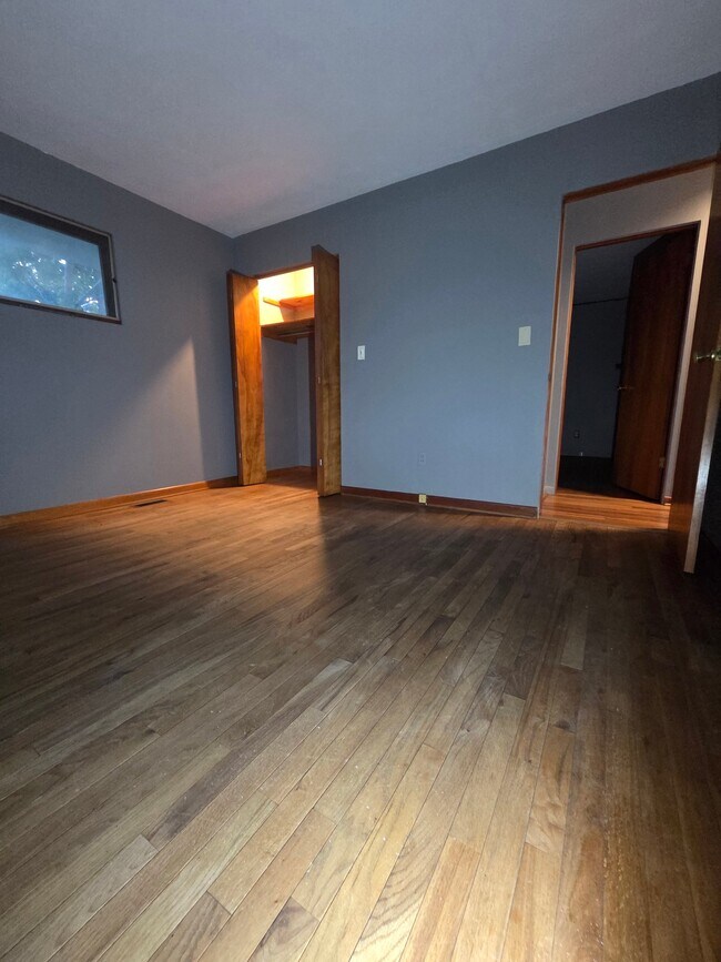 Foto del edificio - 218 E Pierce St