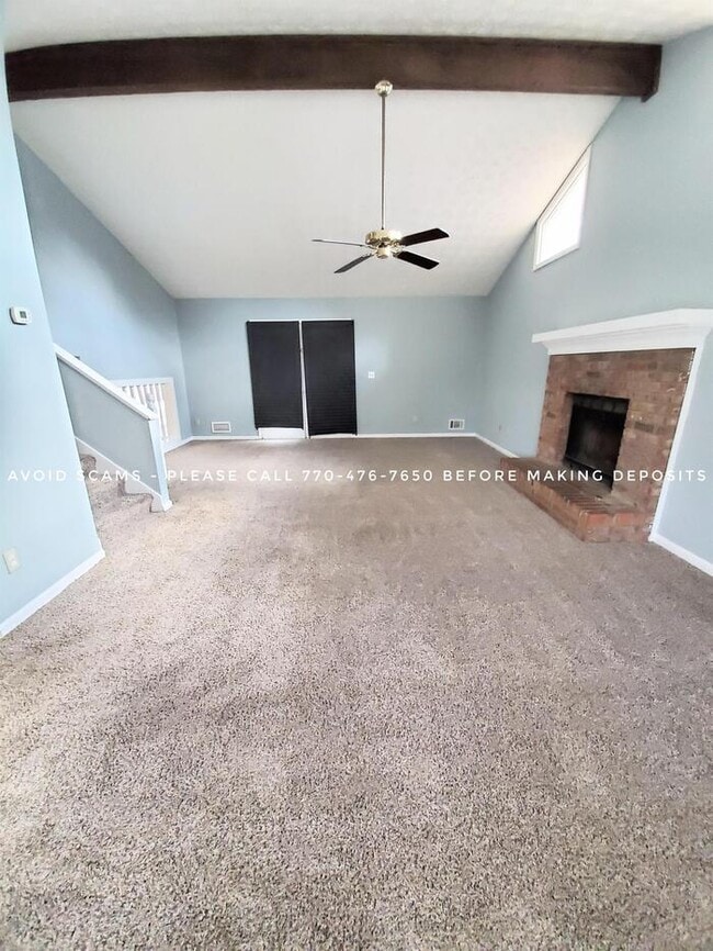 Building Photo - 524 Julius Dr