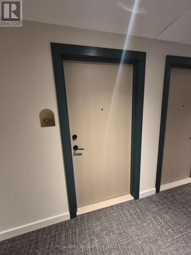 Photo du bâtiment - 181 Sterling Rd