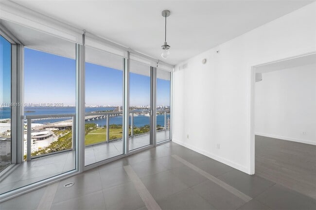 Building Photo - 888 Biscayne Blvd