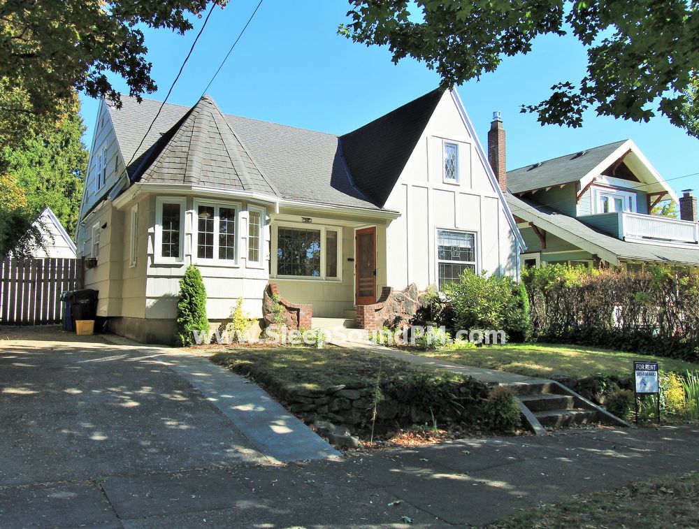 Primary Photo - 3404 NE 30th Ave