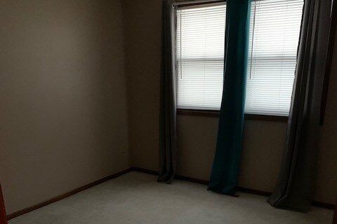 1 bedroom - 2305 Maple Blvd