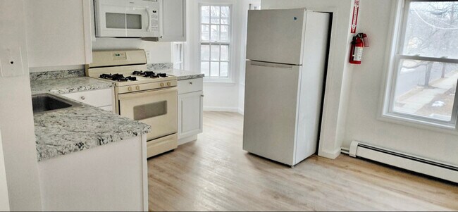 Photo - 301 Somerset St Apartment