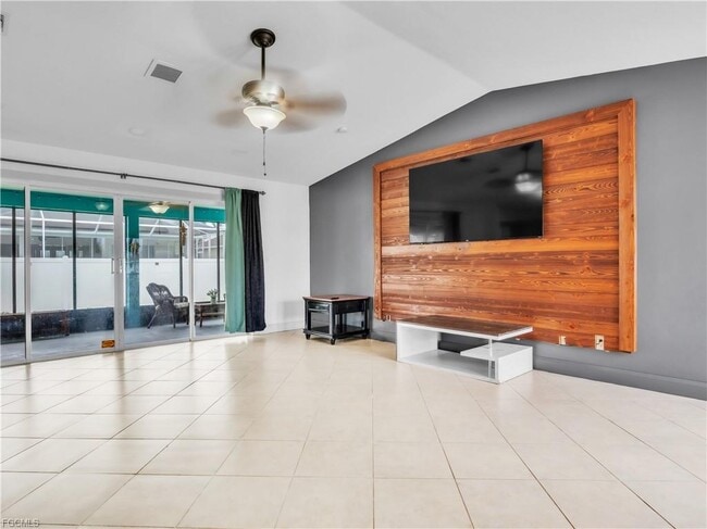 Foto del edificio - 3859 SE 7th Pl