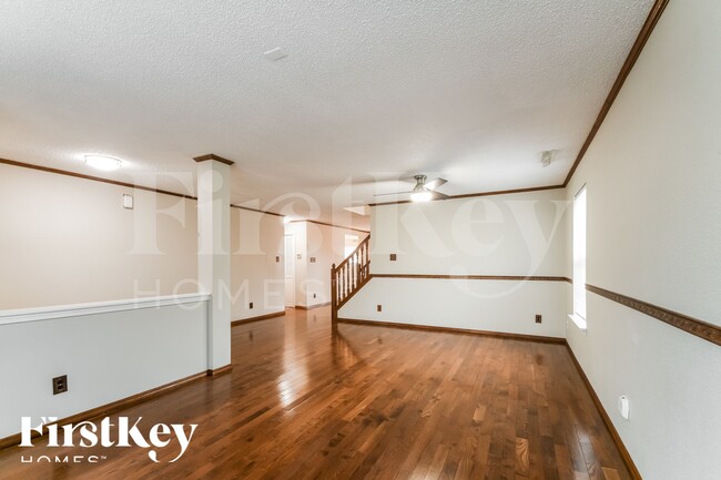 Foto del edificio - 19528 Windwood Pkwy