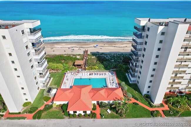 Building Photo - 9400 S Ocean Dr