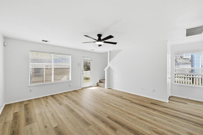 Building Photo - 332 Wetzel