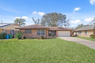 Building Photo - 1409 Conrad Sauer Dr