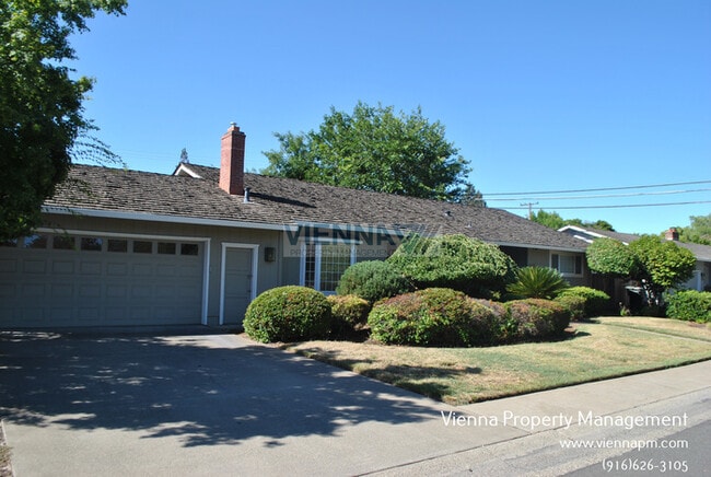 Building Photo - 1840 Shelfield Dr
