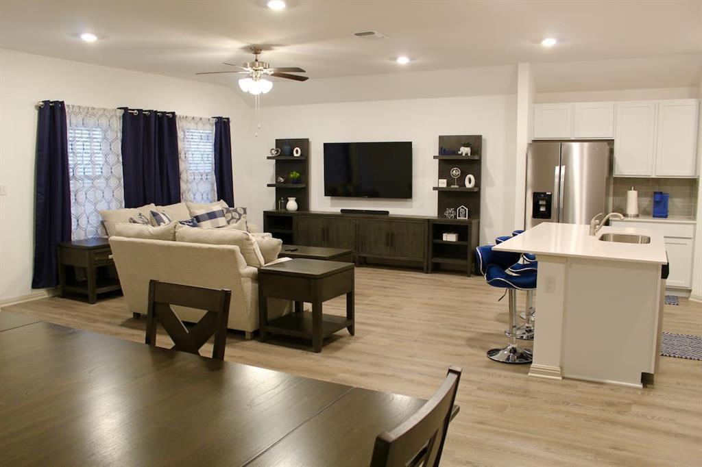 Foto principal - 1002 Austin Byu Dr