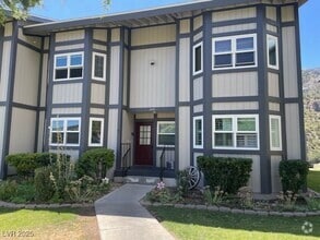 Building Photo - 2660 Daines Dr